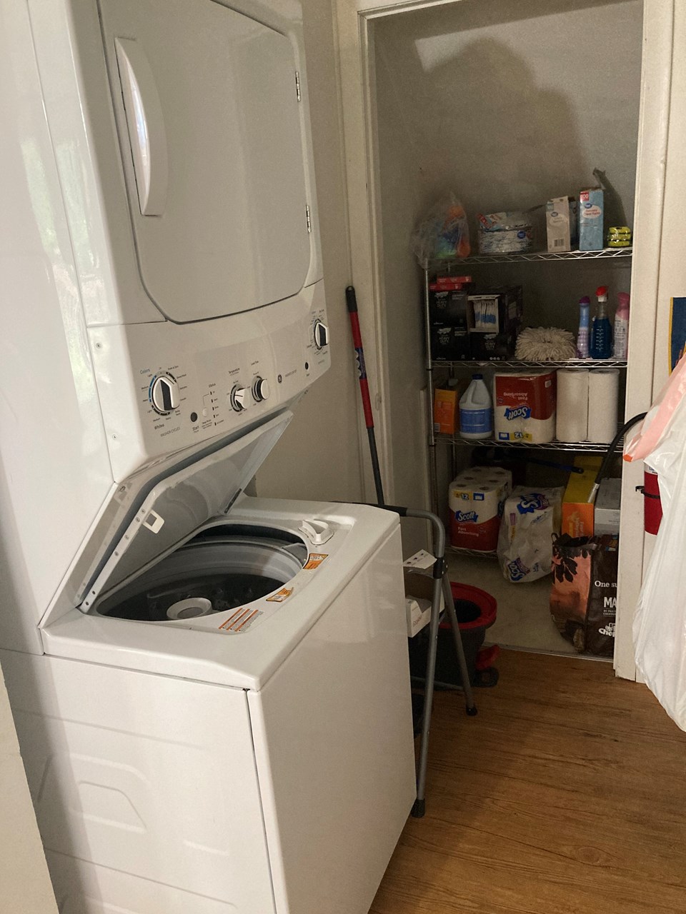 unit 2 stand up washer dryer